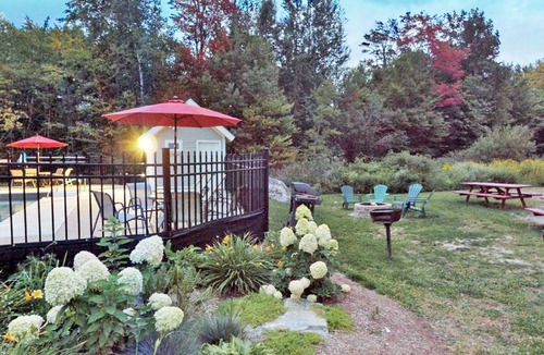 Killington House | Mountain Green Ski & Golf Resort 3-G01 Across the Street from the Lifts