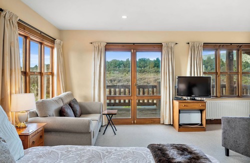 National Park Village Hotel | Mountain Heights Lodge