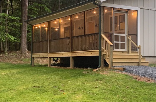 Roseland Cabin | Mountain Hideaway Cabin Near Wintergreen and Rt 151 Nelson County, VA