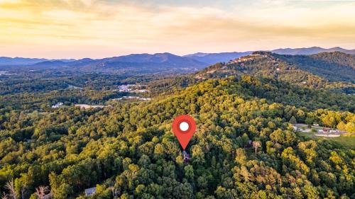 Woodfin House | Mountain hideaway long range views with pool table, hot tub and spectacular fireplace