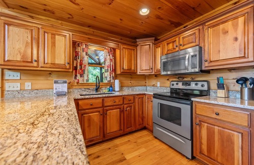 Mineral Bluff Cabin | Mountain High Lodge - Mineral Bluff