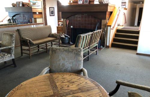 Mill Valley Hotel | Mountain Home Inn