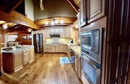 Cotter Cabin | Mountain Home overlooking the White River, Boston Mountains & Valley.