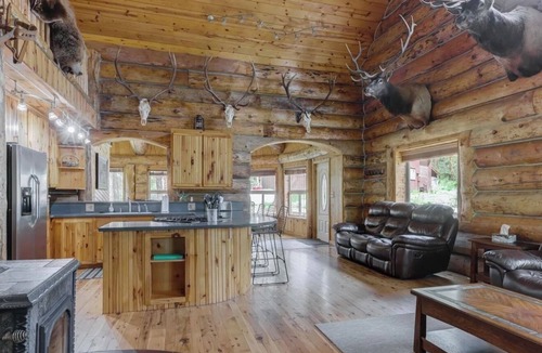 Garden Valley House | Mountain Home with breathtaking views!