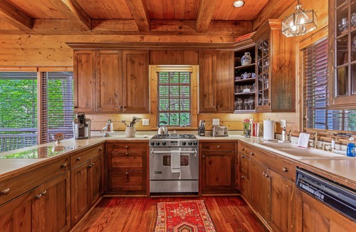 Lake Toxaway House | Mountain Home with Spectacular Views!
