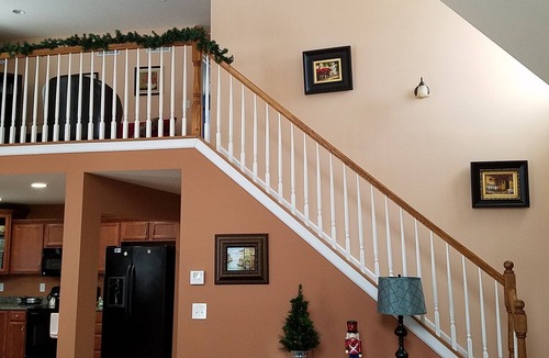 Lackawaxen House | Mountain/lake community in Poconos,PA