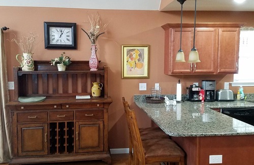 Lackawaxen House | Mountain/lake community in Poconos,PA