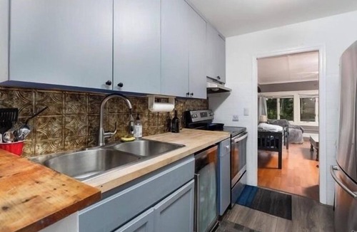 Putnam Valley House | Mountain lake lodge.