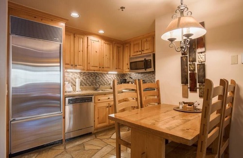 Mountain Village Condo | Mountain Lodge Retreat: Ski IN/OUT