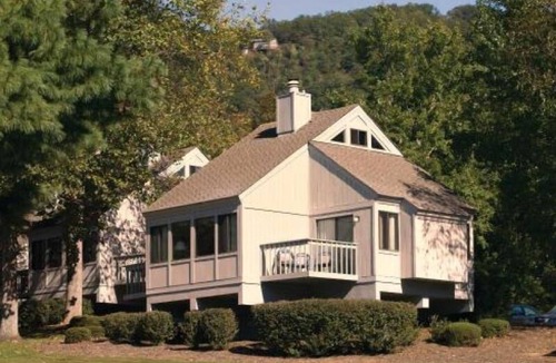 Lake Lure Apartment | Mountain Loft Resort