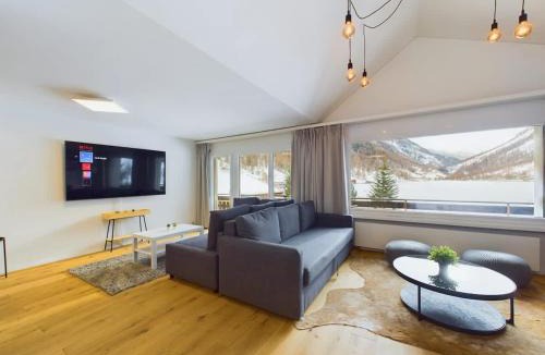 Taesch Apartment | Mountain Majesty Apartment with Stunning Views