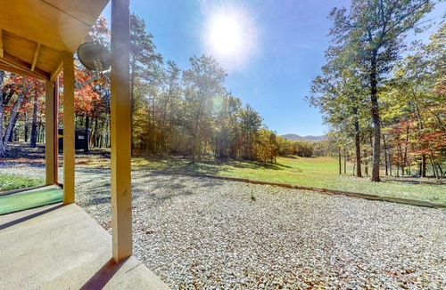 Morganton House | Mountain Meadow Lodge