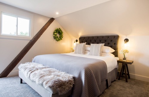 Killington Hotel | Mountain Meadows Lodge