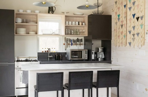 Saugerties Ski Chalet | Mountain Modern Barn