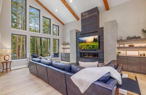 Roslyn House | Mountain Modern Lodge