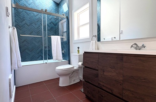 River West Apartment | Mountain Modern - Your Basecamp for Adventure!