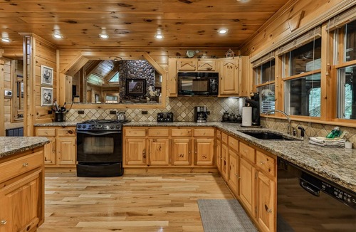 Epworth Cabin | Mountain Pooladise | Blue Ridge, Ga