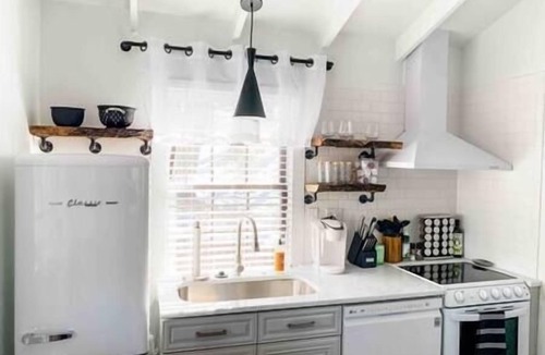 Batesville House | Mountain Retreat: Virginia Foothills