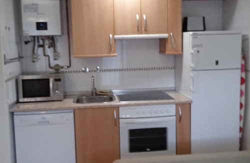 Villanua Apartment | Mountain Retreat: Cozy 2BR Apt with Modern Amenities, Near Las Guixas Caves