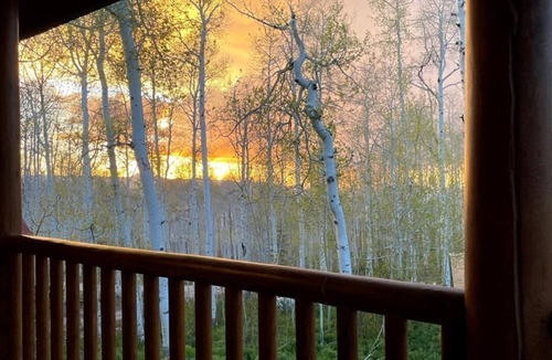 Timber Lakes House | Mountain Retreat | Fast Internet | Full Kitchen