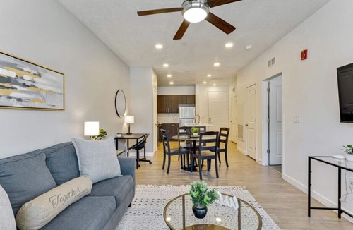 Draper Apartment | Mountain Retreat | Gym | Pool | Central | Hot Tub