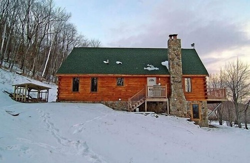 Prattsville House | Mountain retreat near Hunter/Windham Mountain