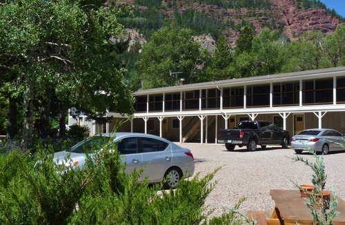 Redstone Condo | Mountain Retreat on the Crystal River