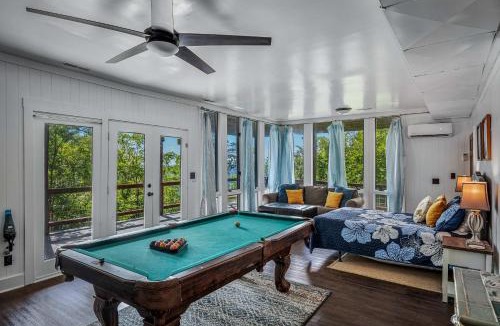 Mentone House | Mountain Retreat Ruby's Roost Home & Loft