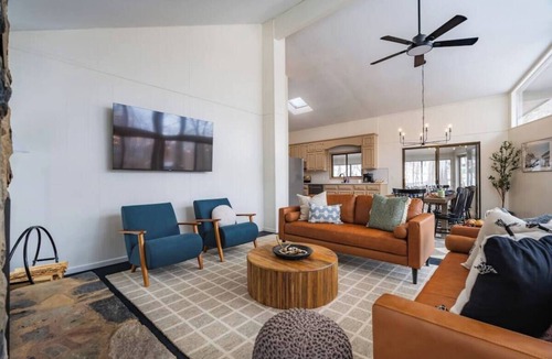 McGaheysville Cabin | Mountain Ridge Retreat