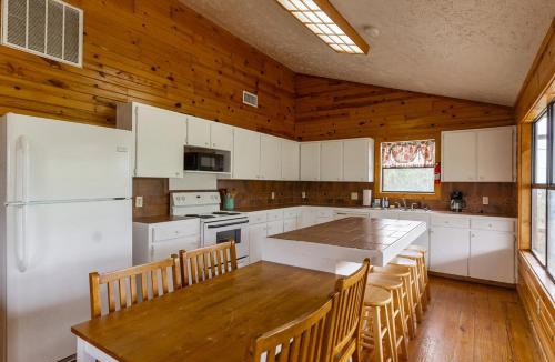 Sabinal House | Mountain Ridge