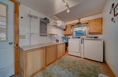 Ellijay Ski Chalet | Mountain River Retreat Star5Vacations