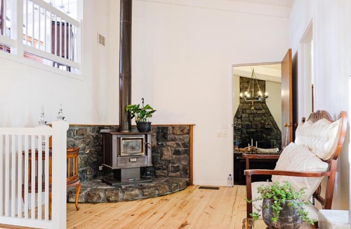 Belgrave South House | 'Mountain Sanctuary' in Belgrave South