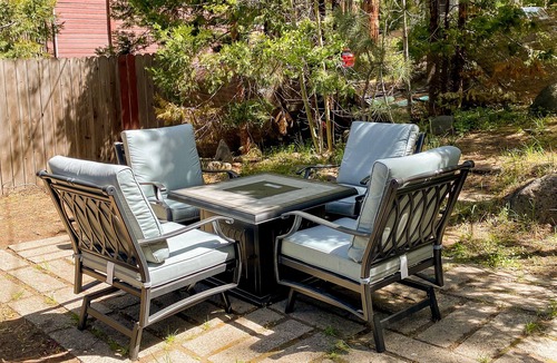 Kings Beach Ski Chalet | Mountain-side home base with fireplace, WiFi, full kitchen & patio with firepit