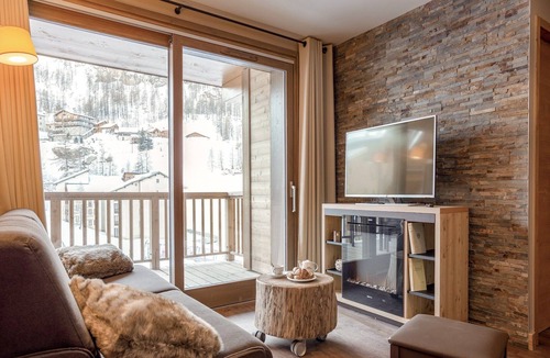 Tignes Apartment | Mountain Stay with Spa