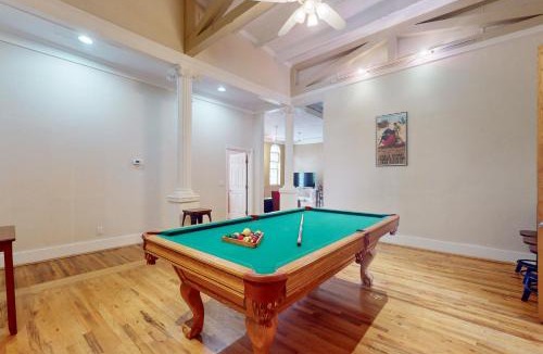 Whittier House | Mountain Stream Haven