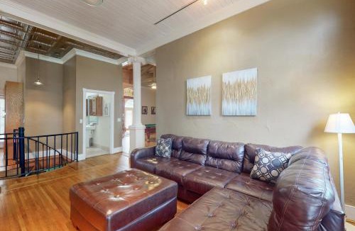Whittier House | Mountain Stream Haven