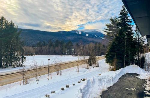 Waterville Valley House | Mountain Sunset Villa