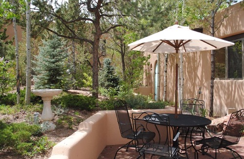 Northeast Santa Fe House | MOUNTAIN & SUNSET VIEW PRIVATE 1 LEVEL GATED COMMUNITY CLOSE TO PLAZA&CANYON RD