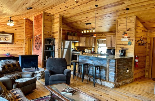 Ruidoso Cabin | Mountain Top | 3BR Cabin w/Hot Tub + Nature
