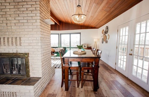 Ironton Cabin | Mountain Top Cabin, King Bed, Full Kitchen, Private, Bon Fire Pit, Fire Place