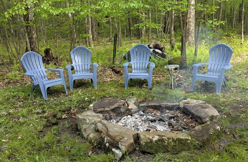 Gray House | Mountain-Top Escape with Huge Deck, Fire Pit, Pet-Friendly