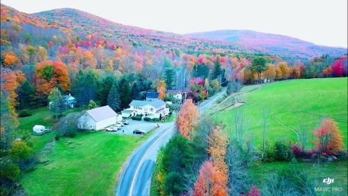 Maplecrest Bed & Breakfast | Mountain Treasure Bed and Breakfast