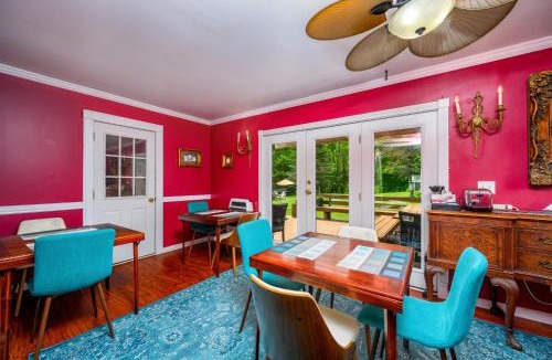 Maplecrest Bed & Breakfast | Mountain Treasure Bed and Breakfast