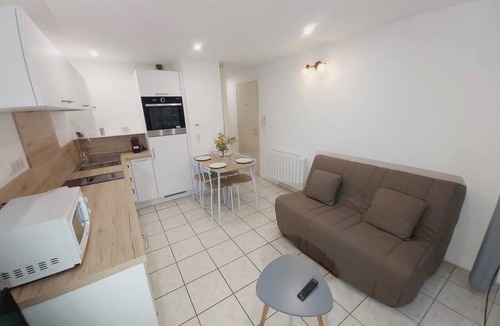 Argeles Gazost Apartment | Mountain view apartment in Argelès-Gazost