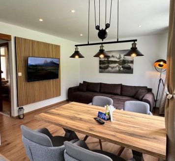 Kandersteg Apartment | Mountain View Apartment