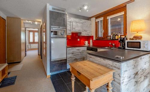 Nuegg Apartment | Mountain View Apartment In The Vacation Center