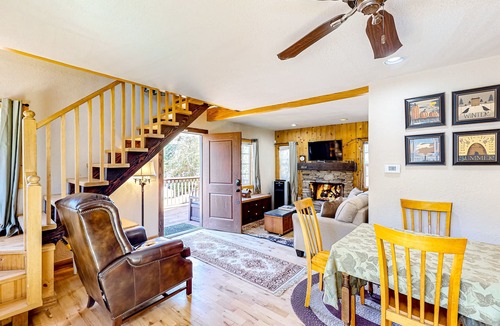 Cedar Glen Cabin | Mountain-view cabin with fireplace, outdoor dining, firepit & wraparound deck