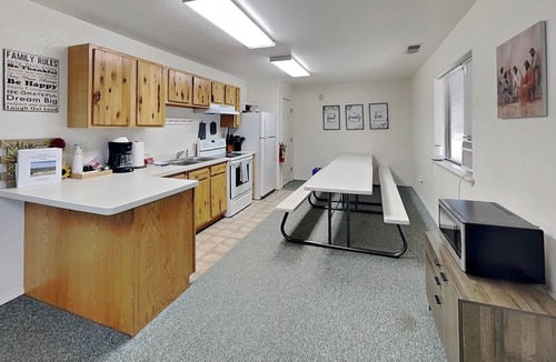 Alto Cabin | Mountain View Cabin Complex | Group Oasis