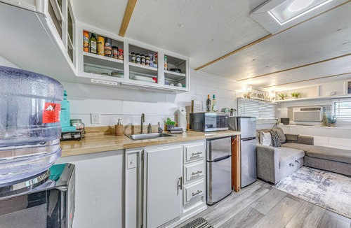 Ruidoso Cottage | Mountain-view Cabin w/Hot Tub in Ruidoso!