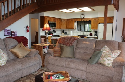 Midpines Ski Chalet | Mountain View Chalet